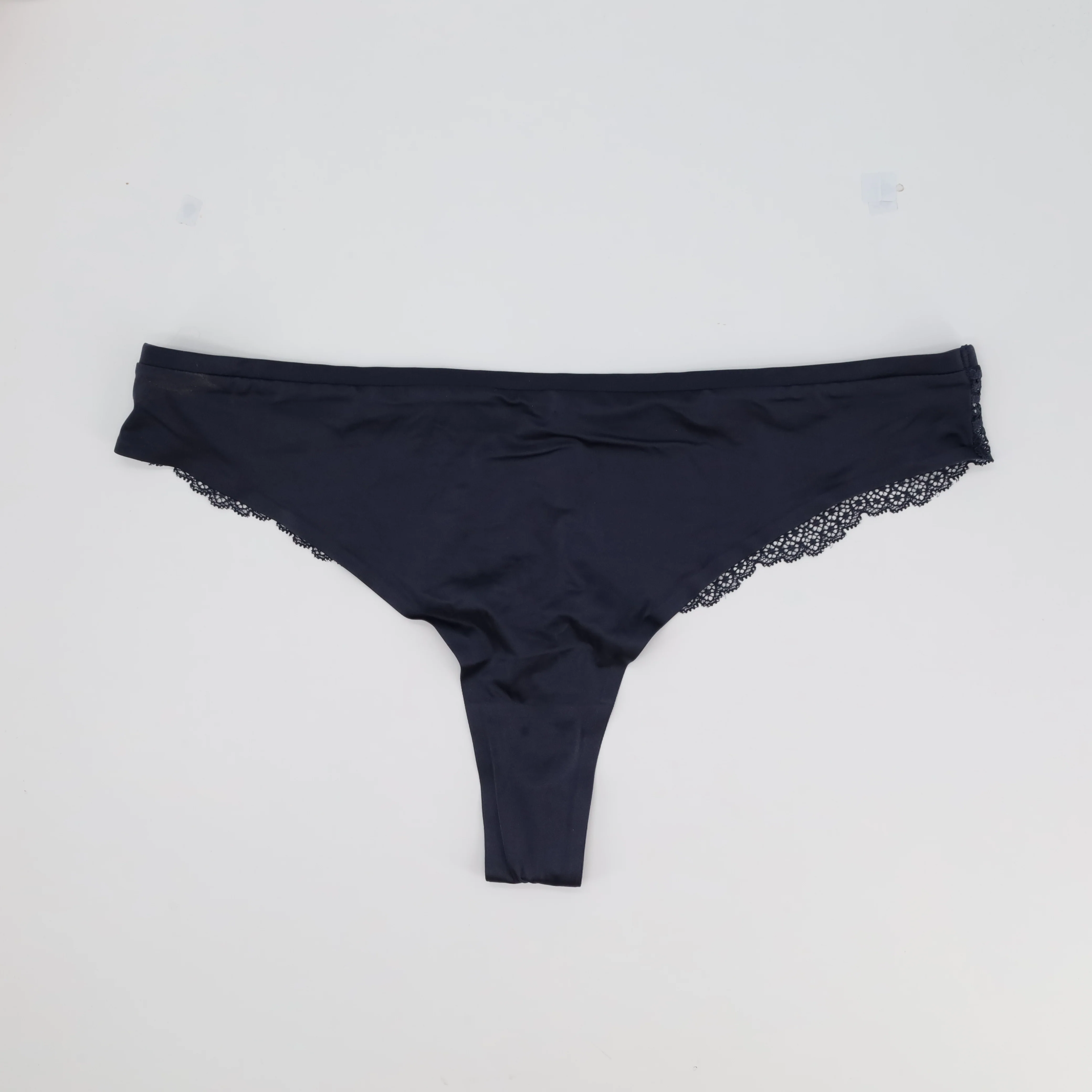 String RougeGorge Bleu