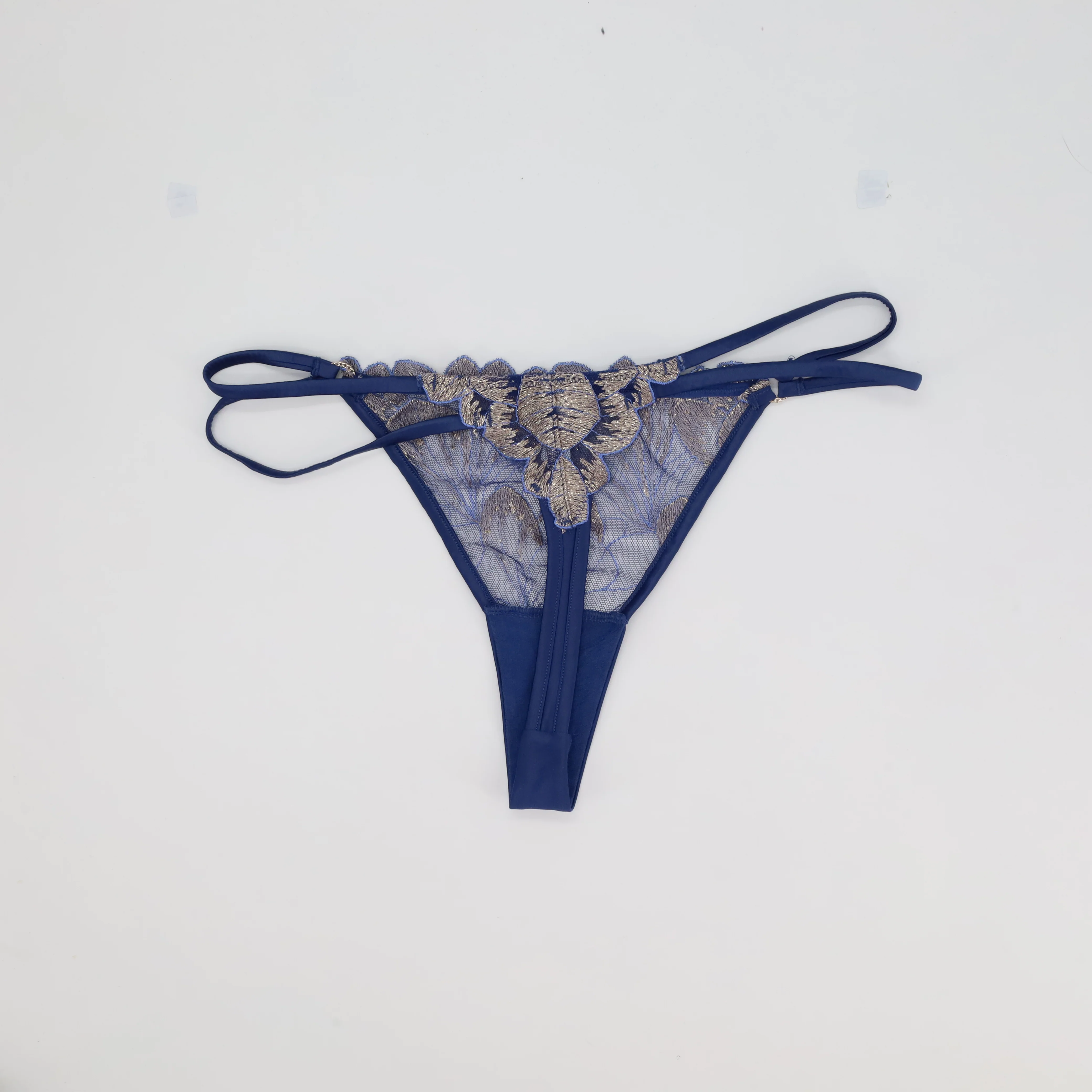 String RougeGorge Bleu - Image 2