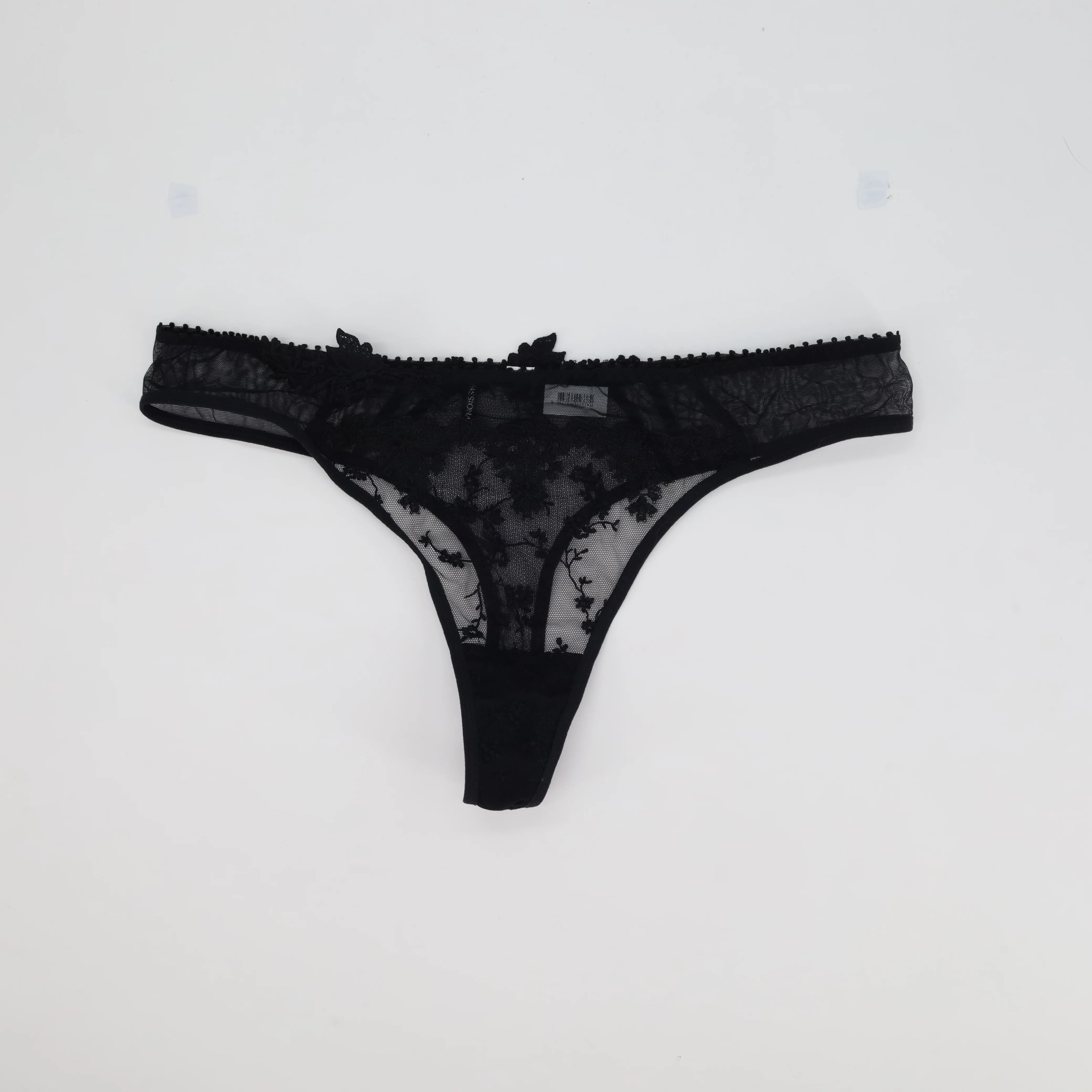 String Passionata Noir