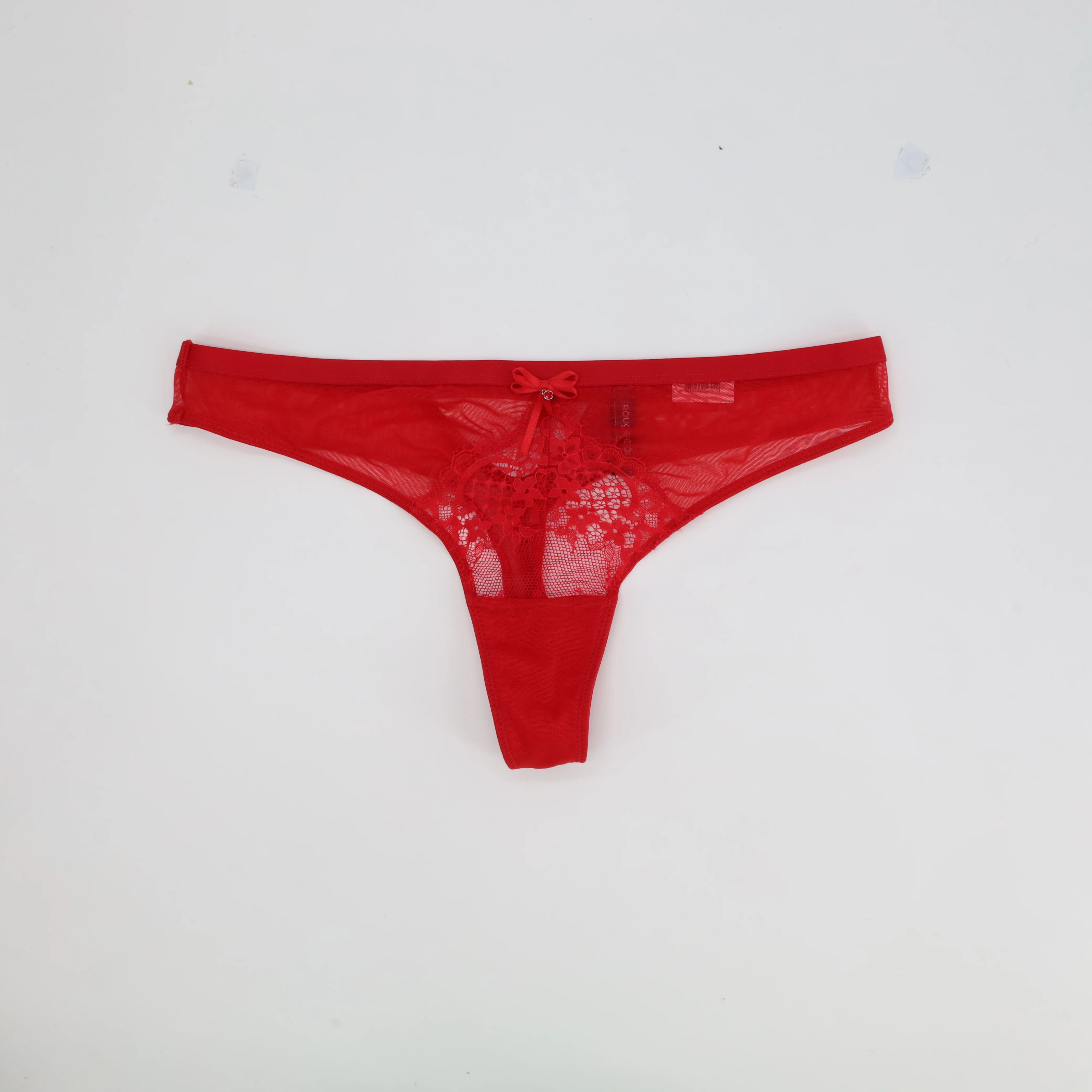 String RougeGorge Rouge