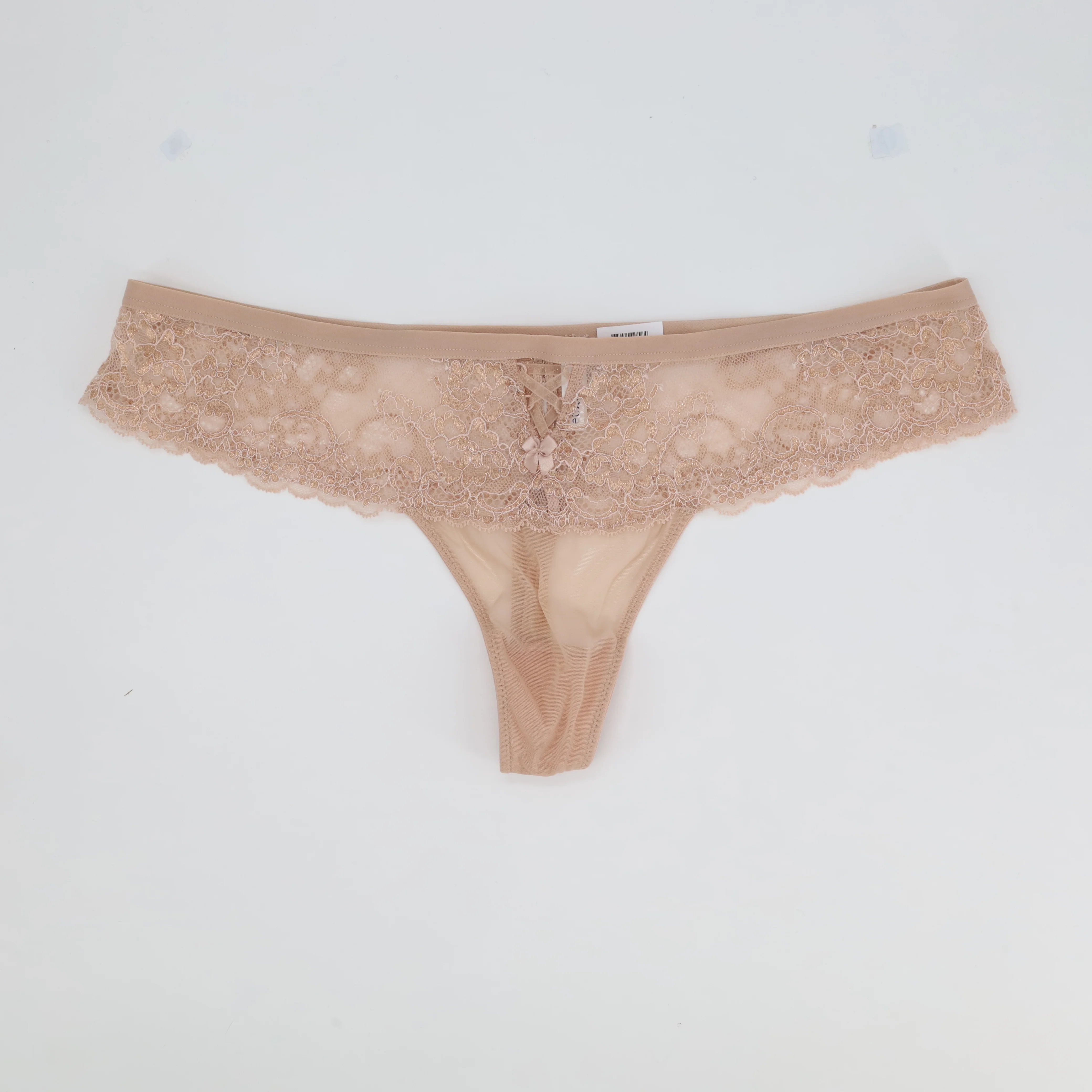 String RougeGorge Rose
