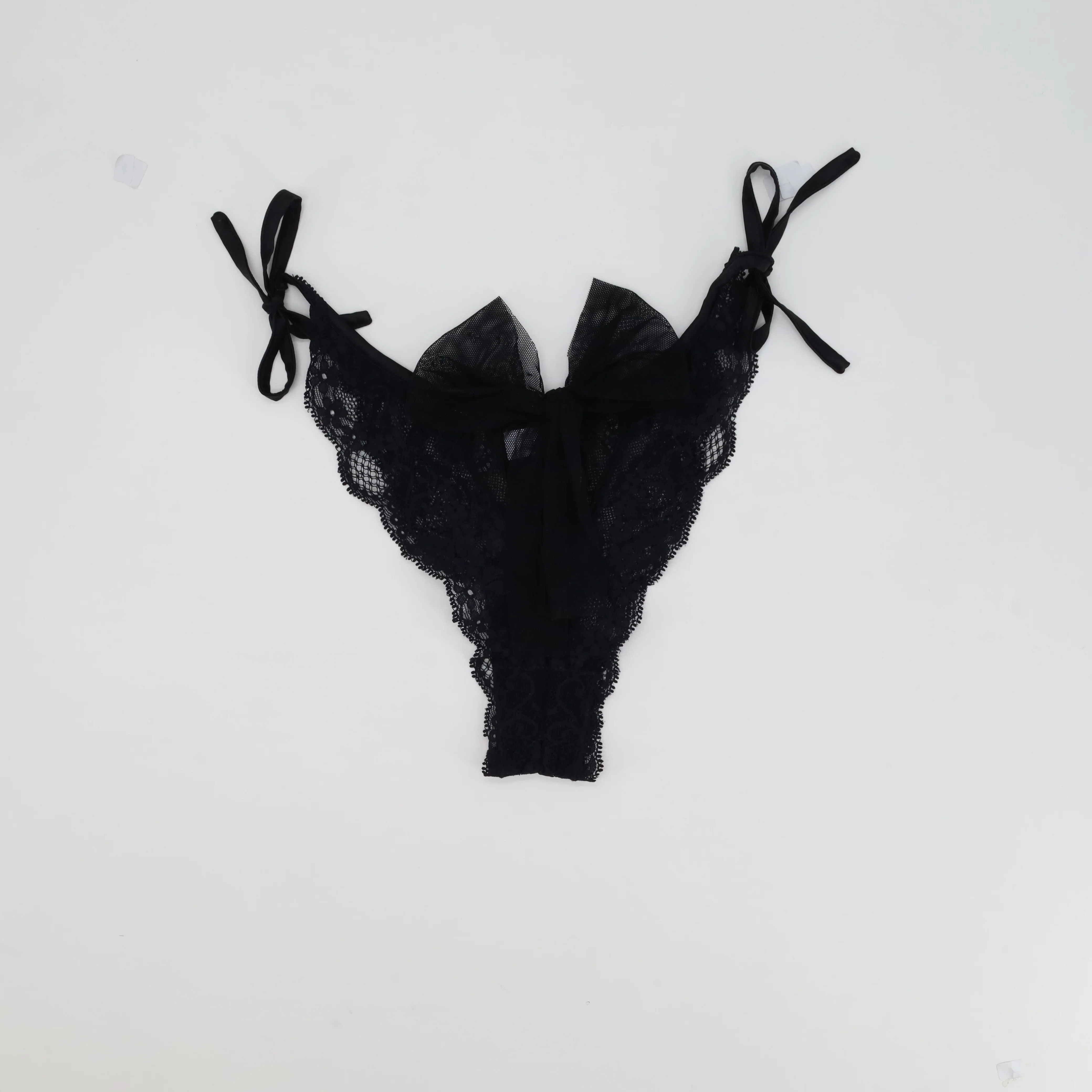String ETAM Noir