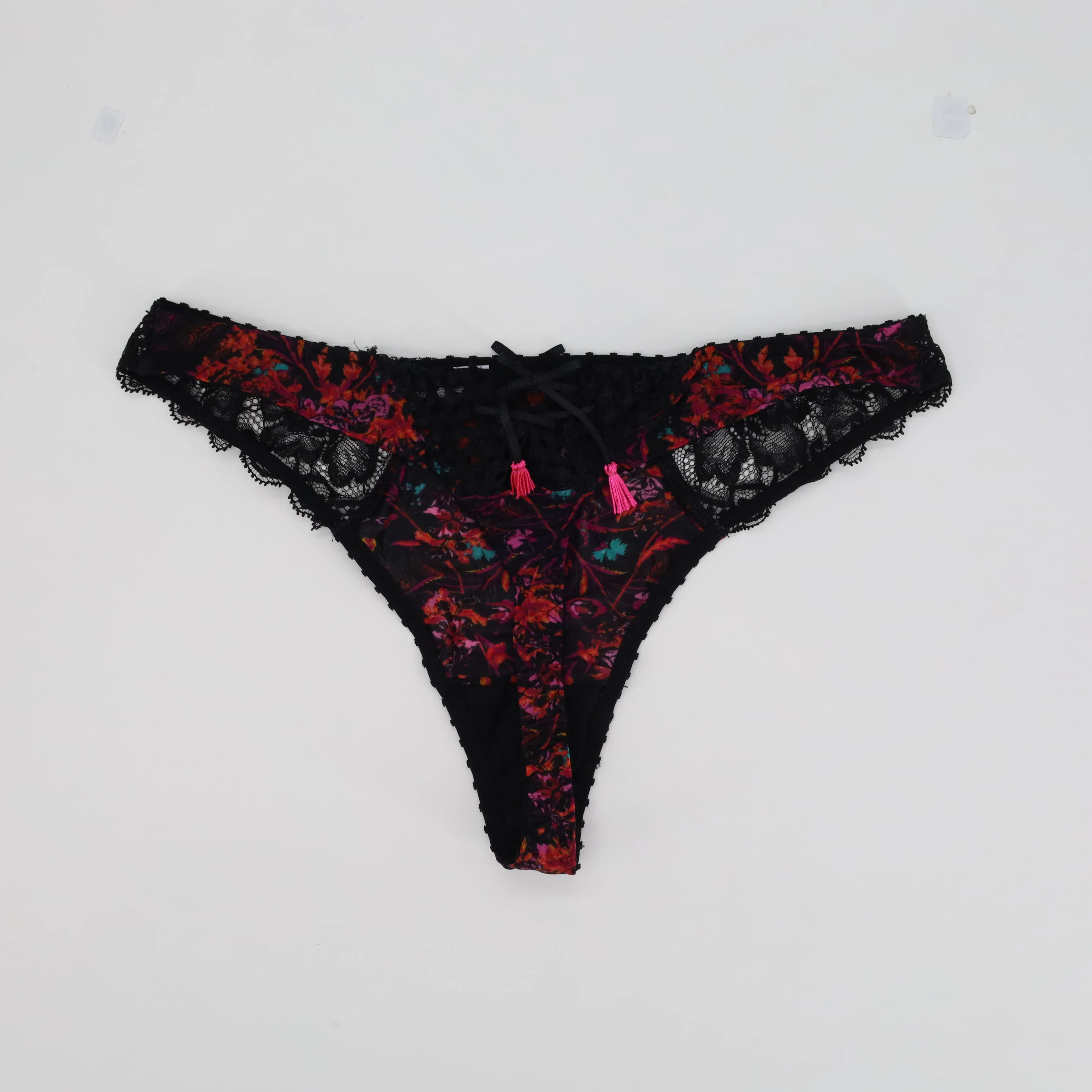 String Aubade Noir - Image 2