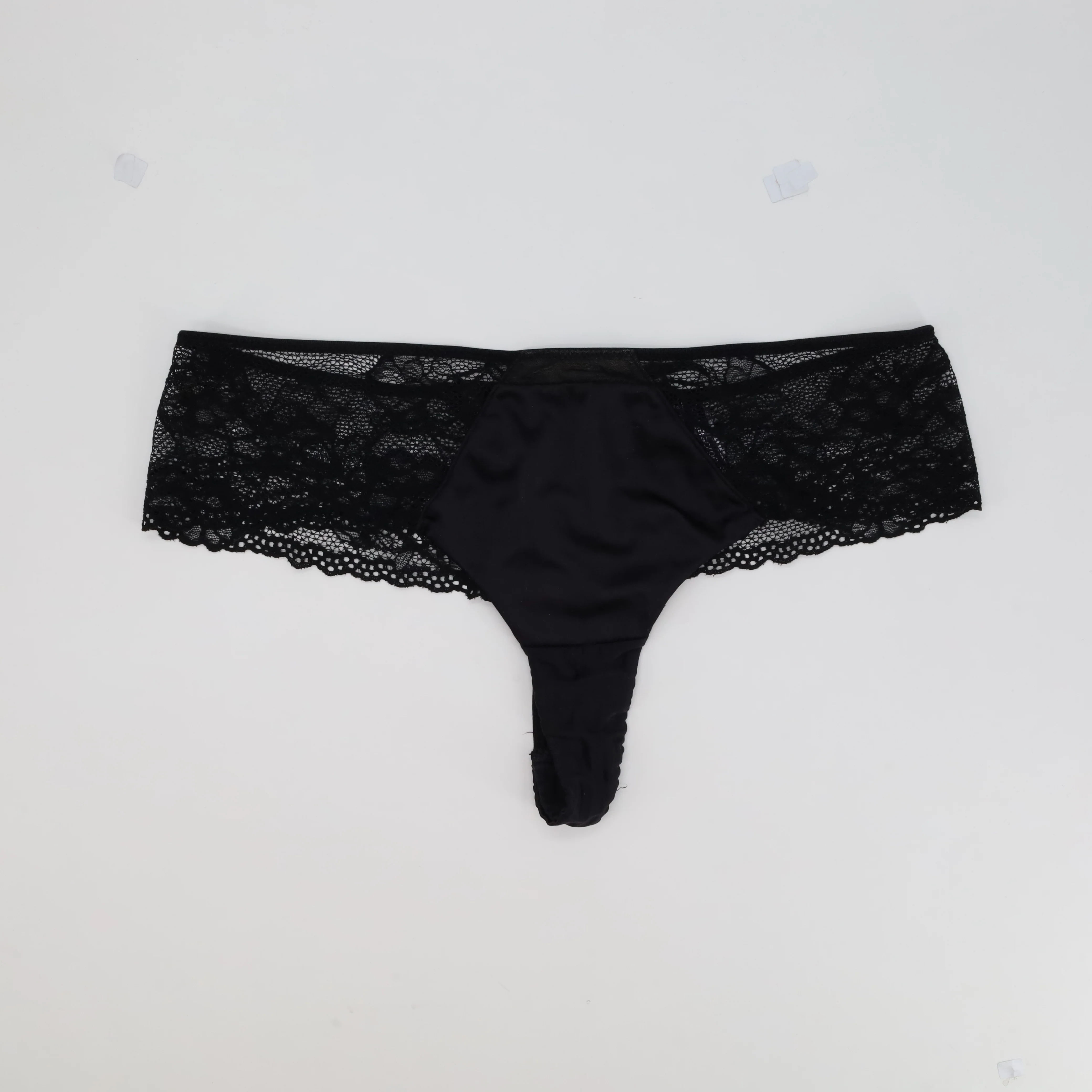 Tanga RougeGorge Noir