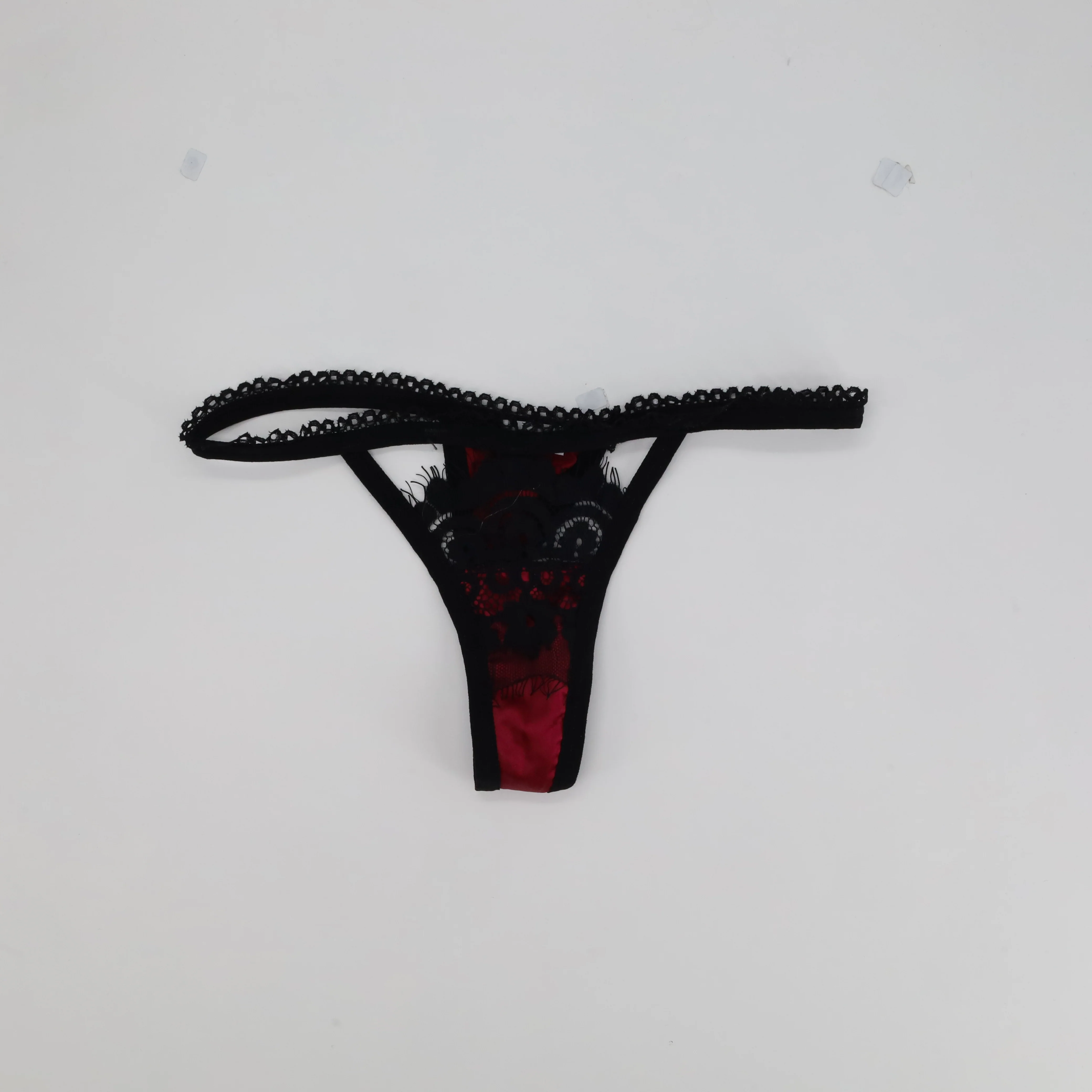 String Obsessive Noir