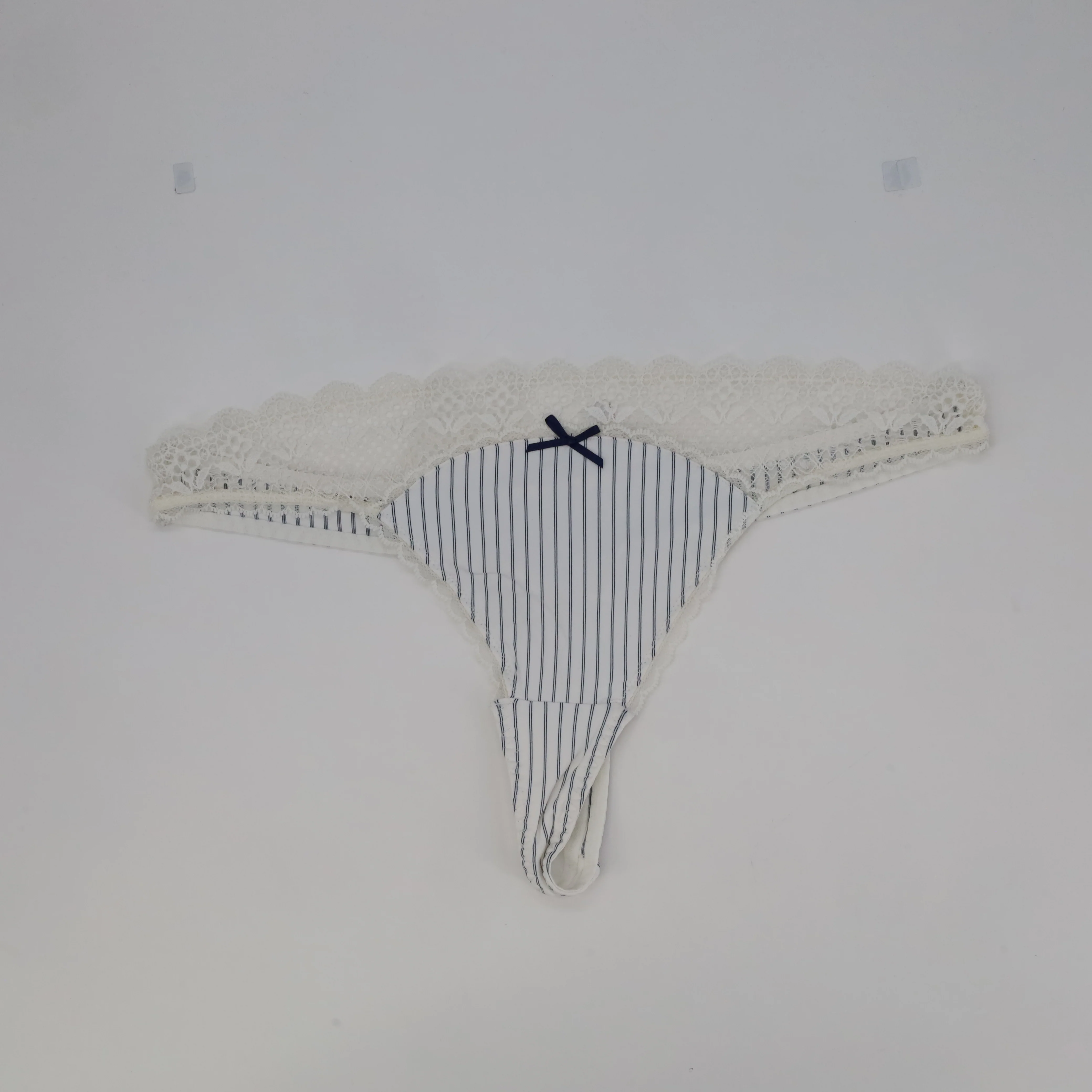 String ETAM Blanc