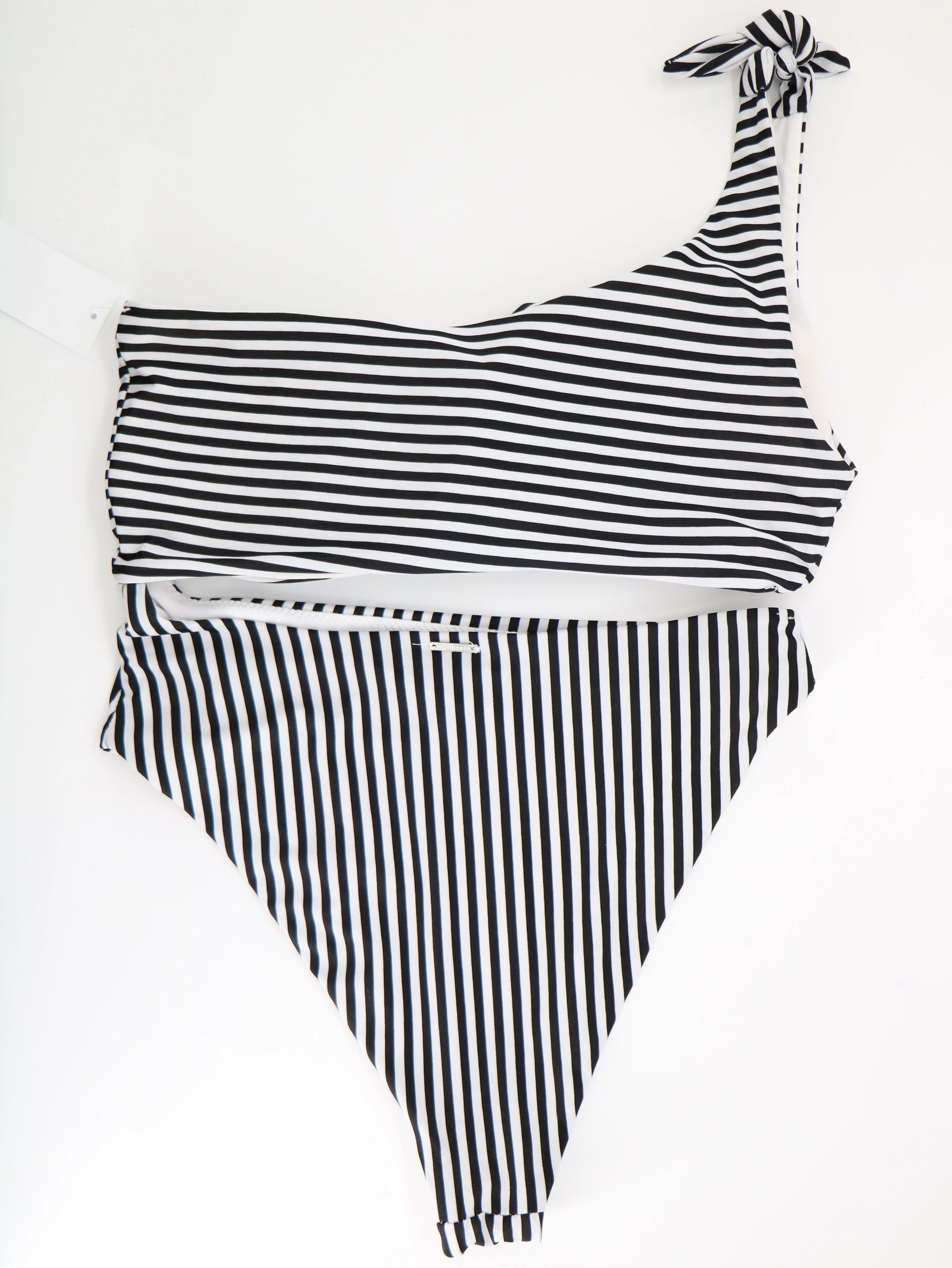 Maillot de bain (neuf) Noir - Image 2