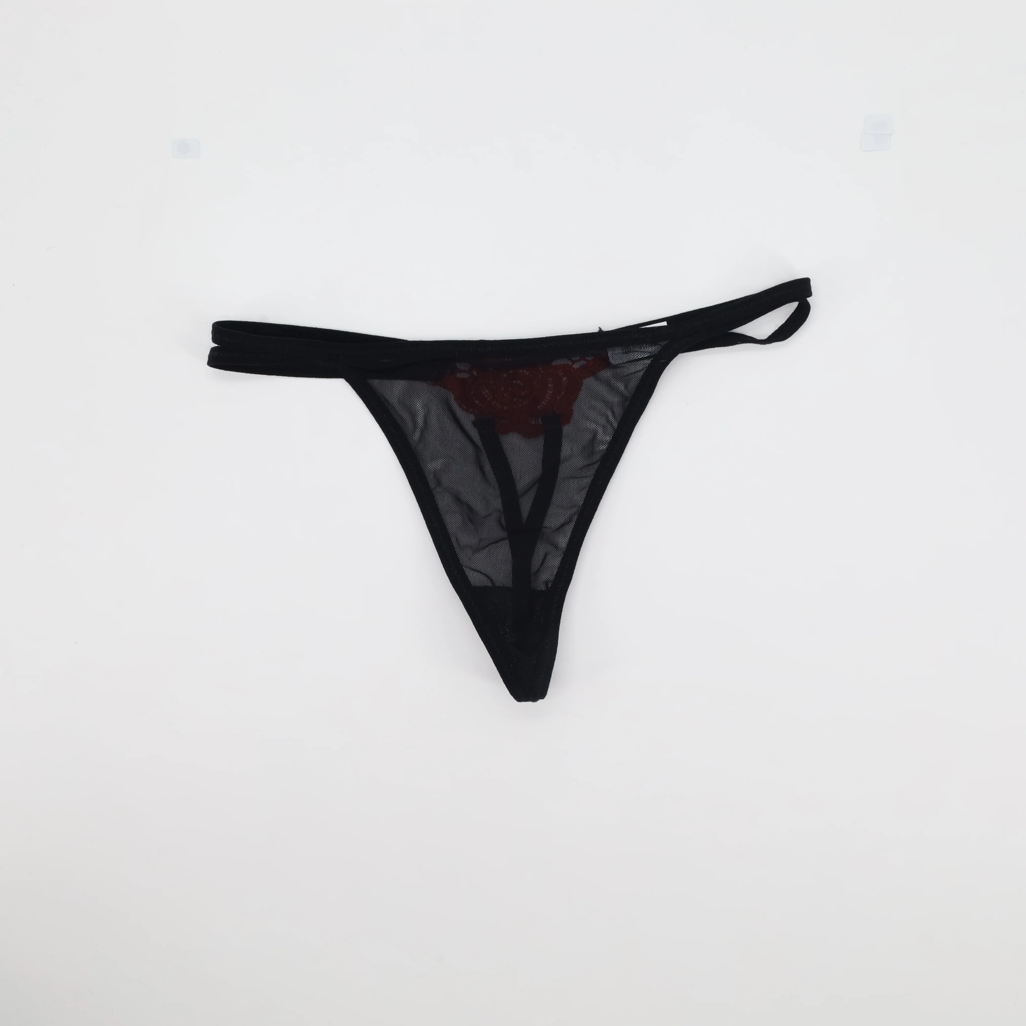 String Marque inconnue Noir