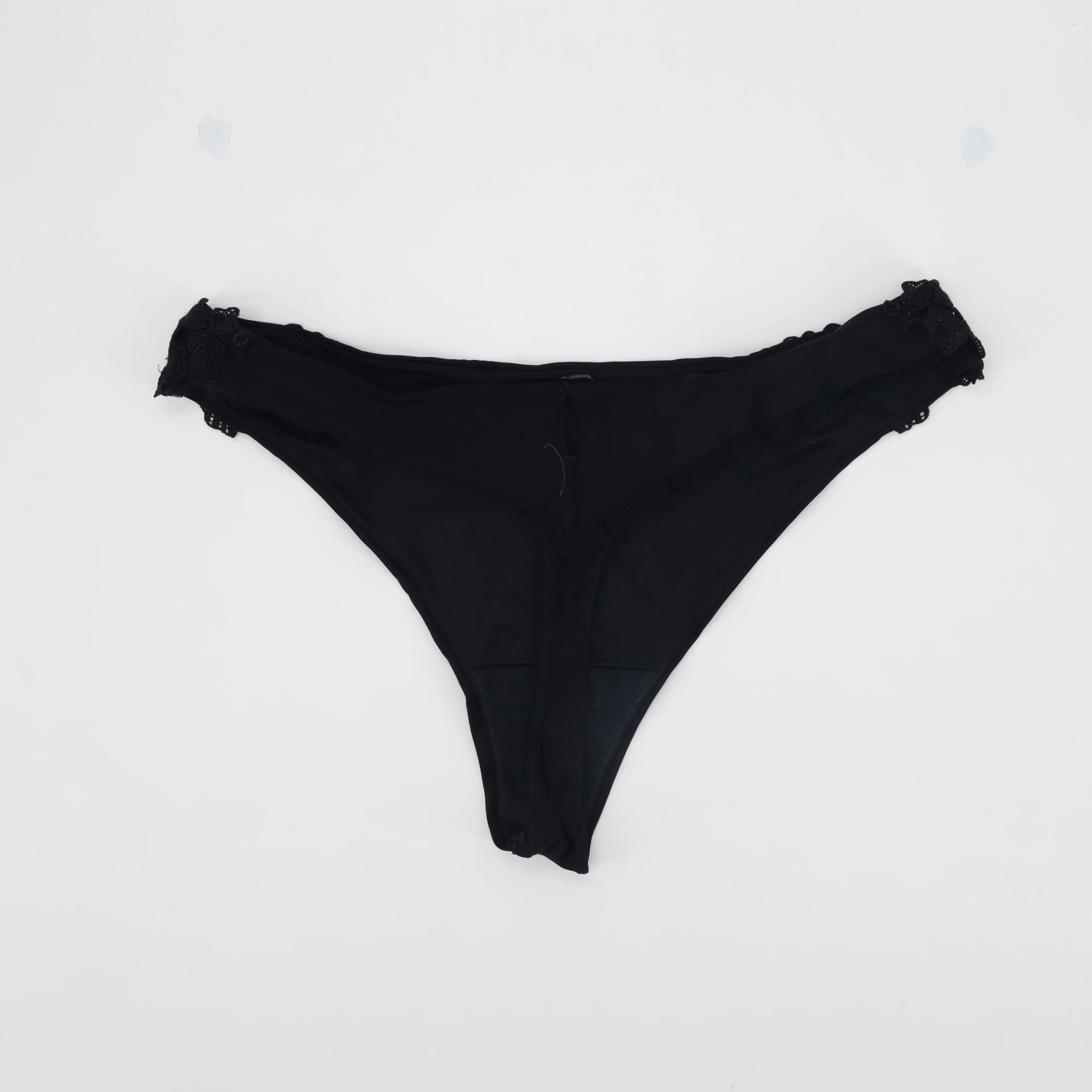 String Lise Charmel Noir - Image 2