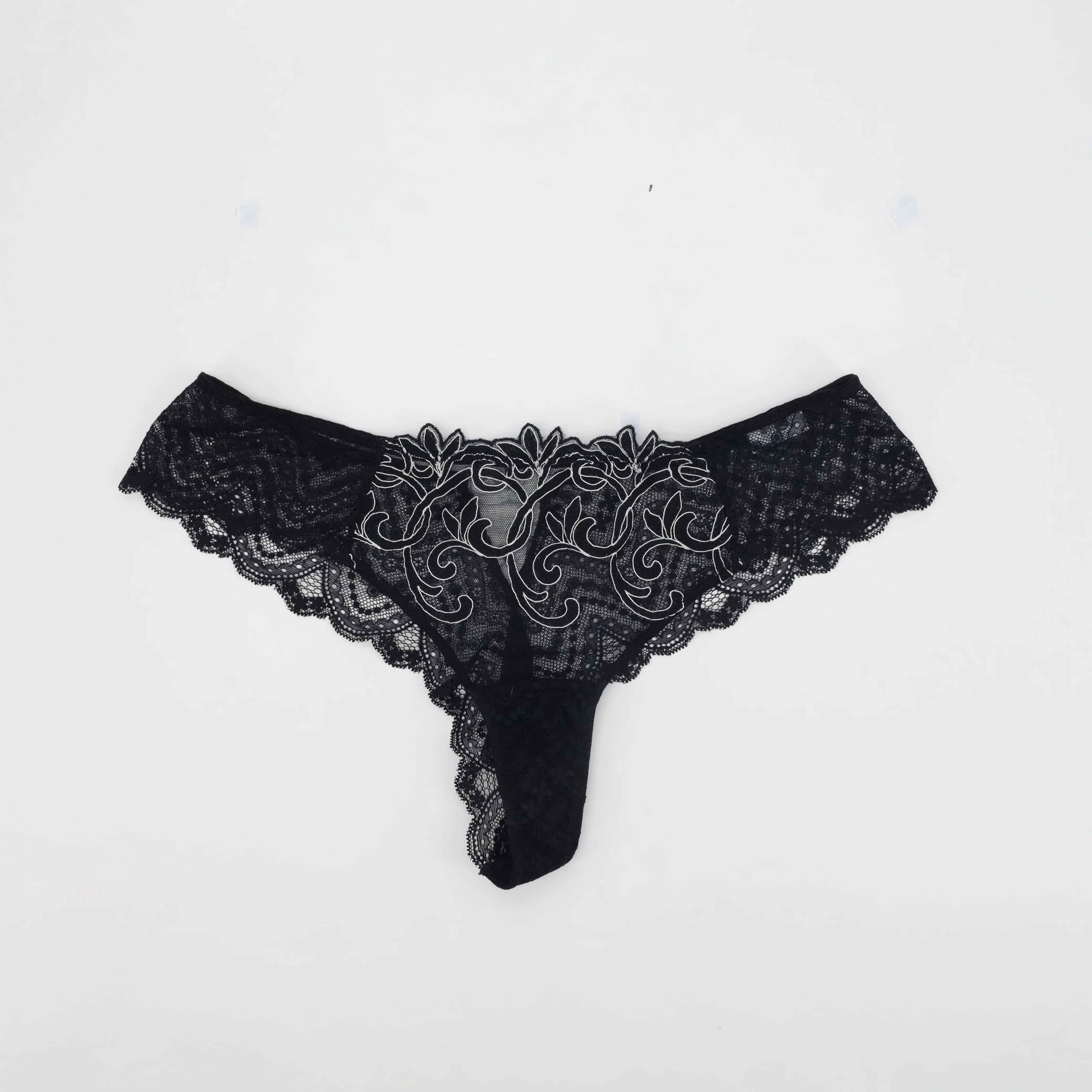 Tanga RougeGorge Noir