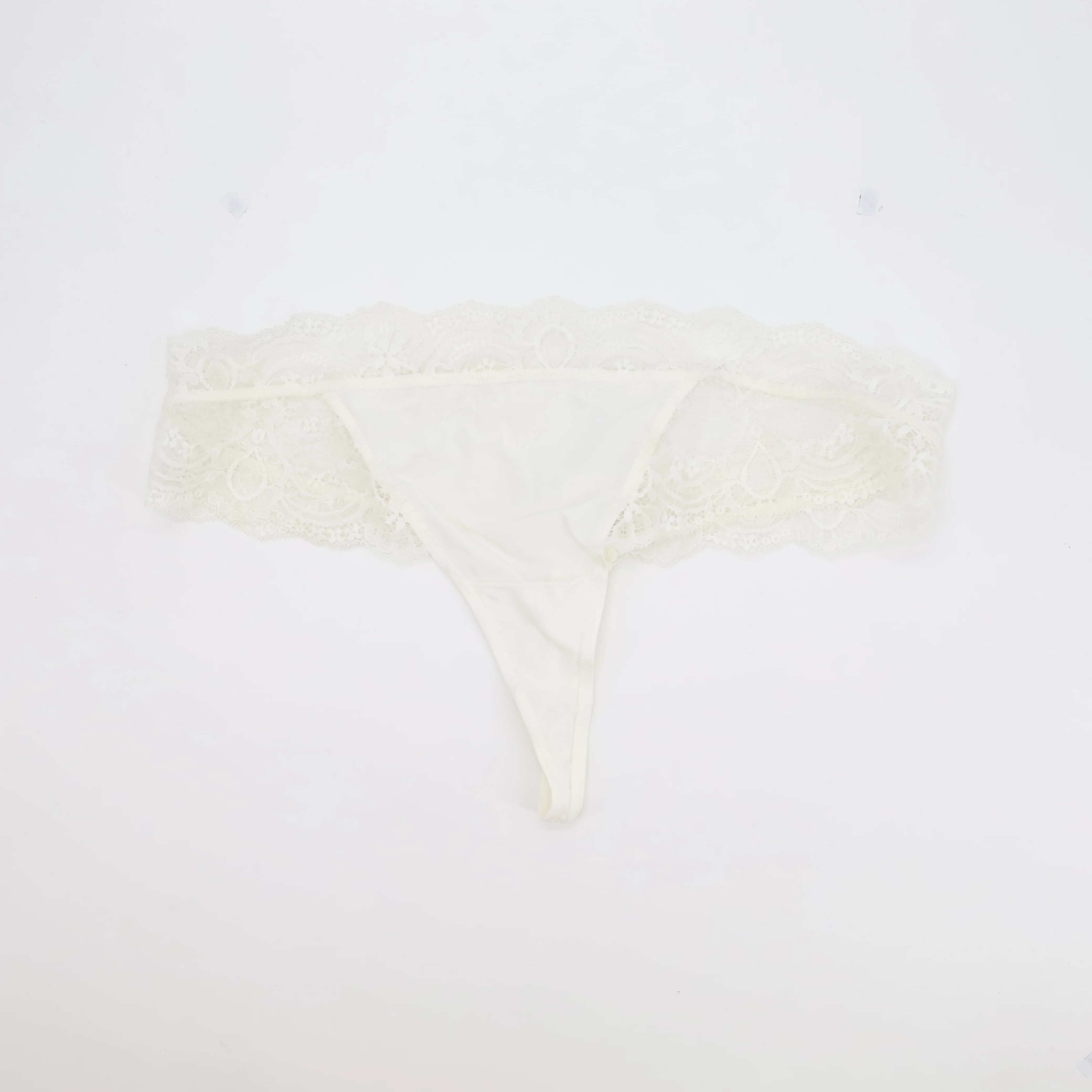 String Lise Charmel Blanc - Image 3