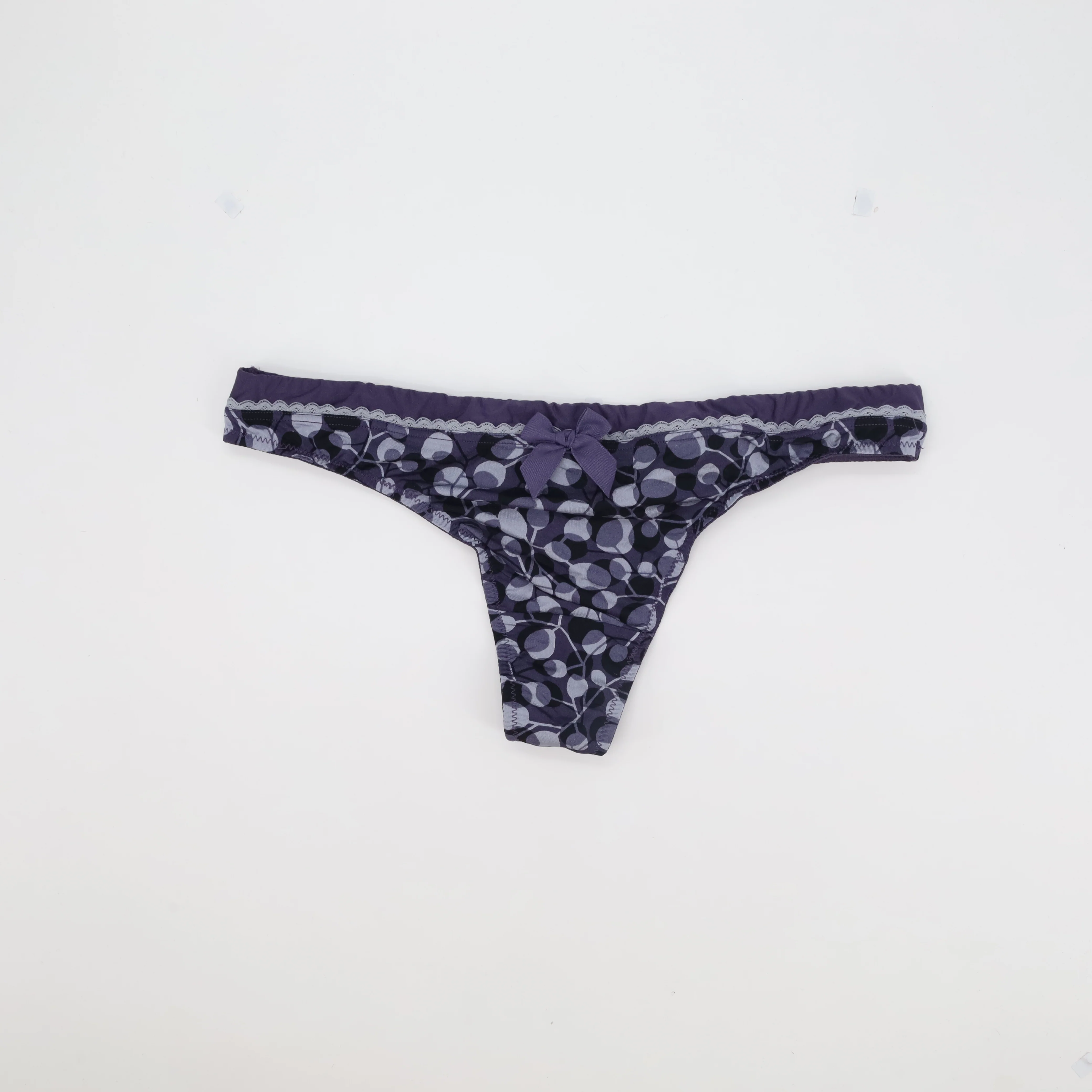 String Variance Violet