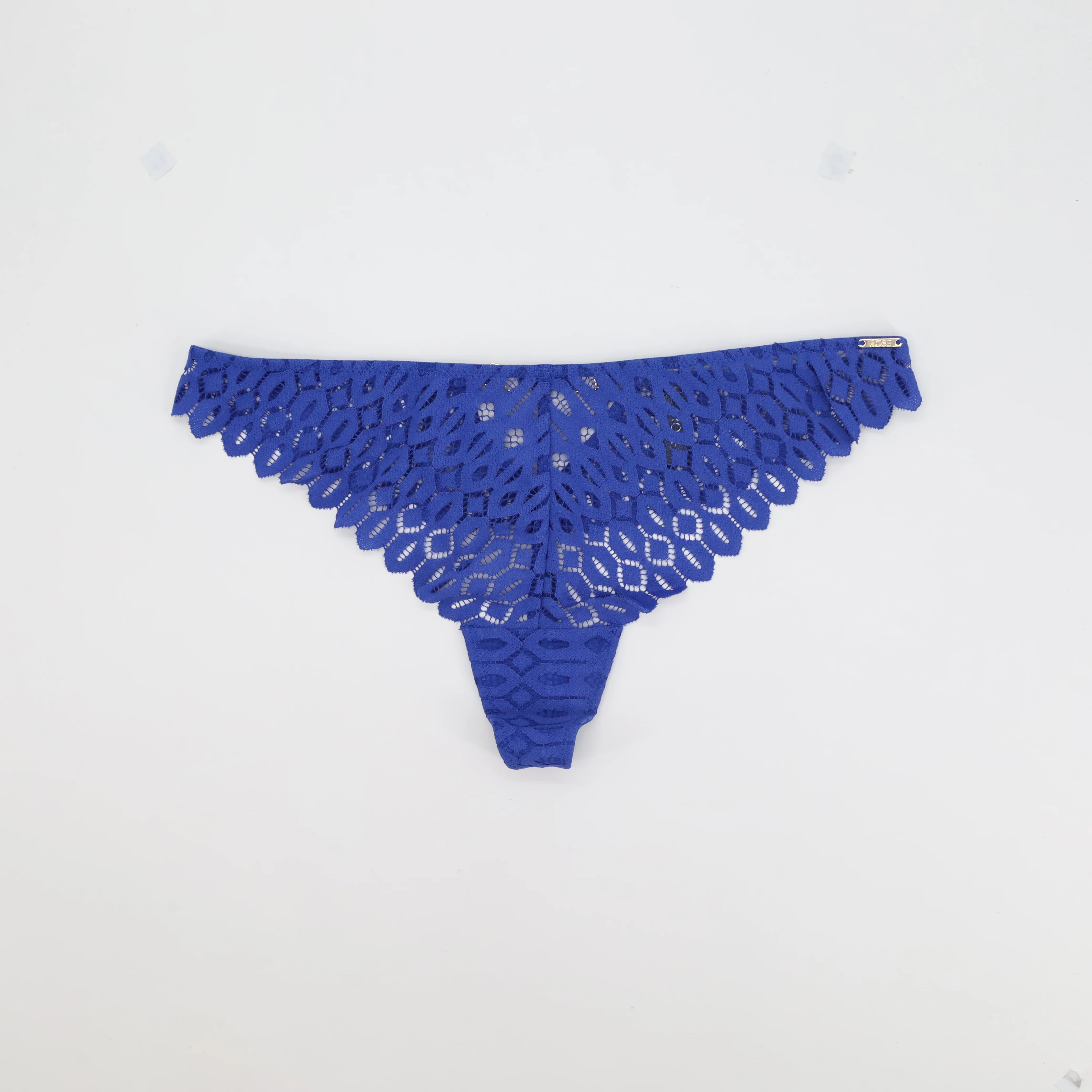 String Rose Bleu
