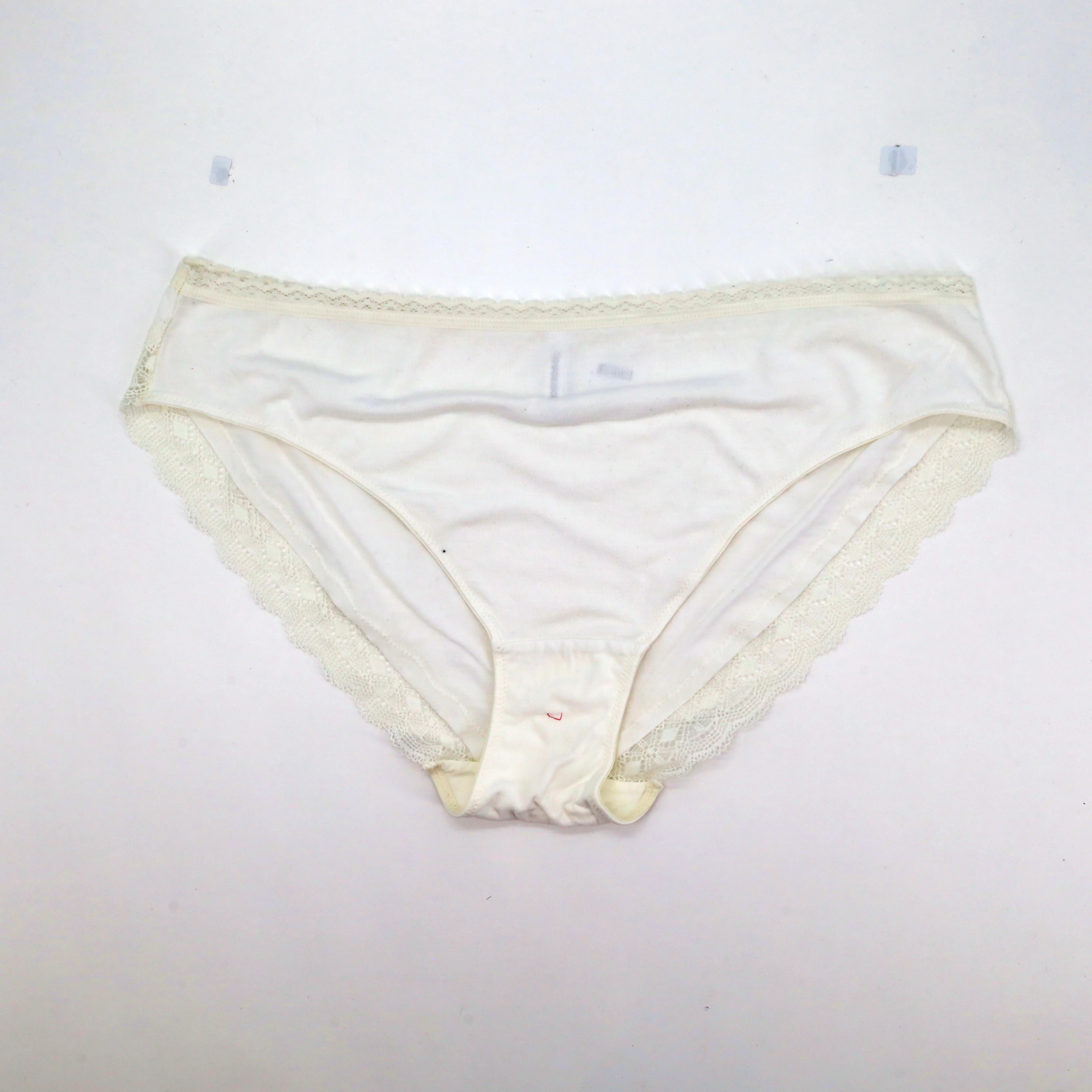 Culotte RougeGorge Blanc