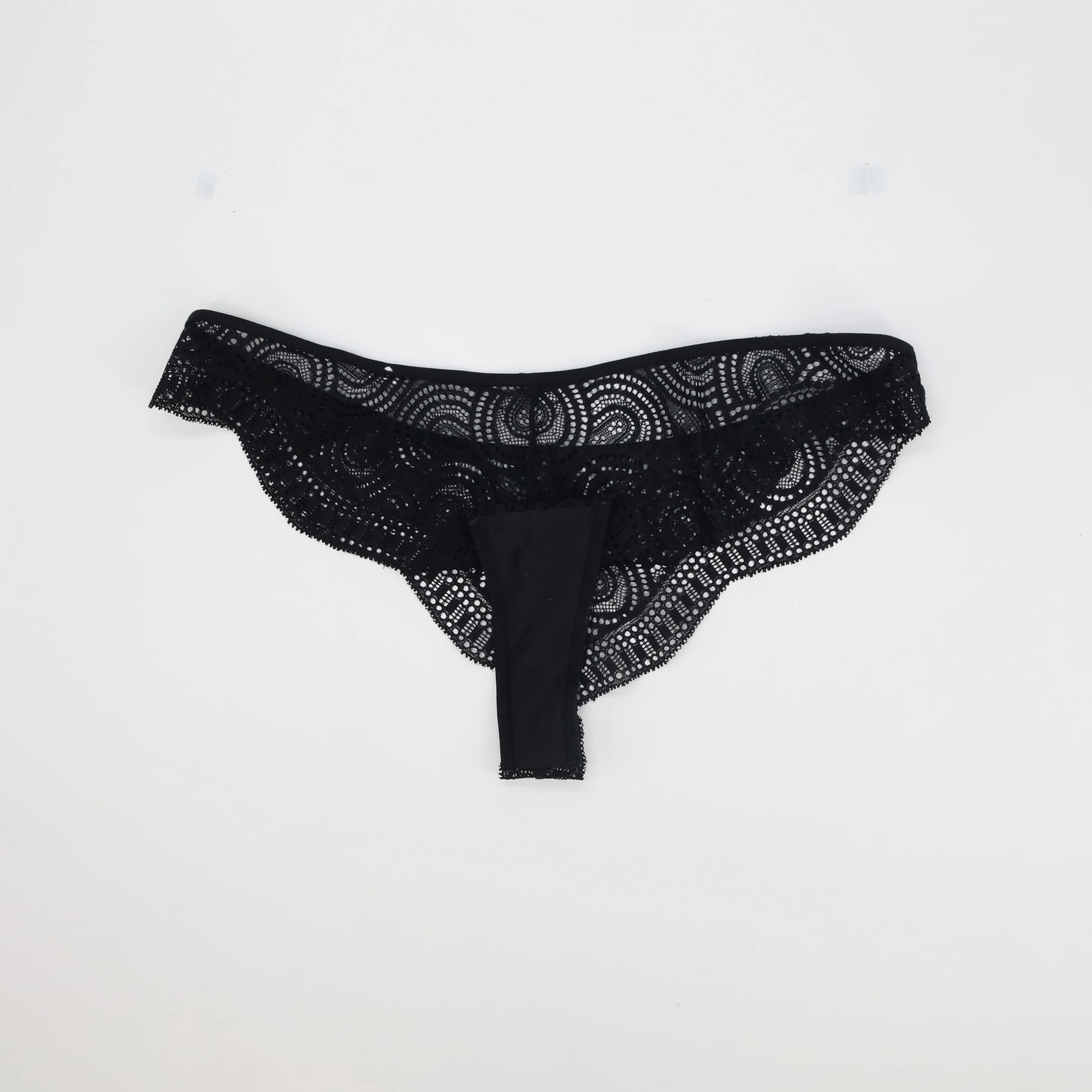 Tanga RougeGorge Noir - Image 3