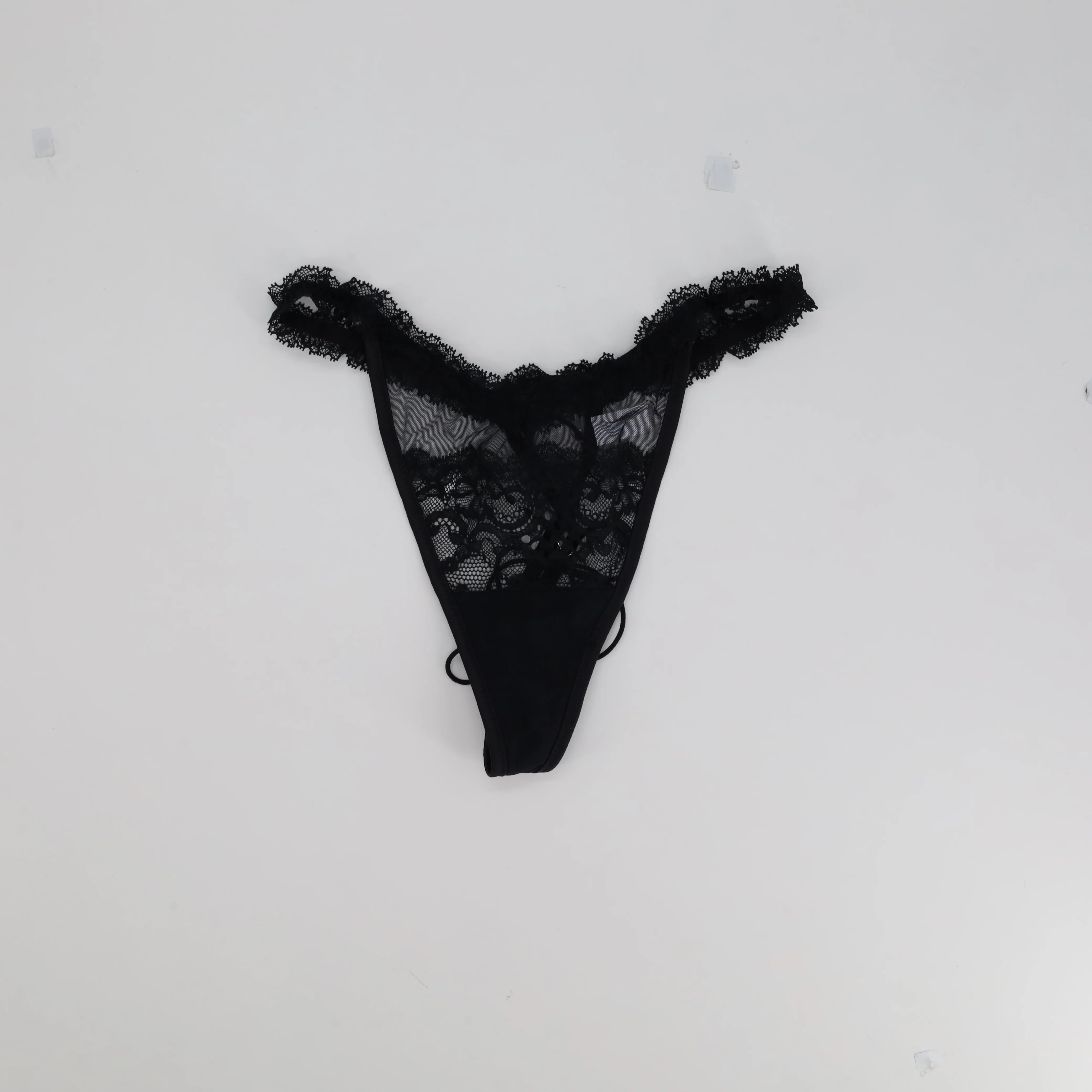 String Noir