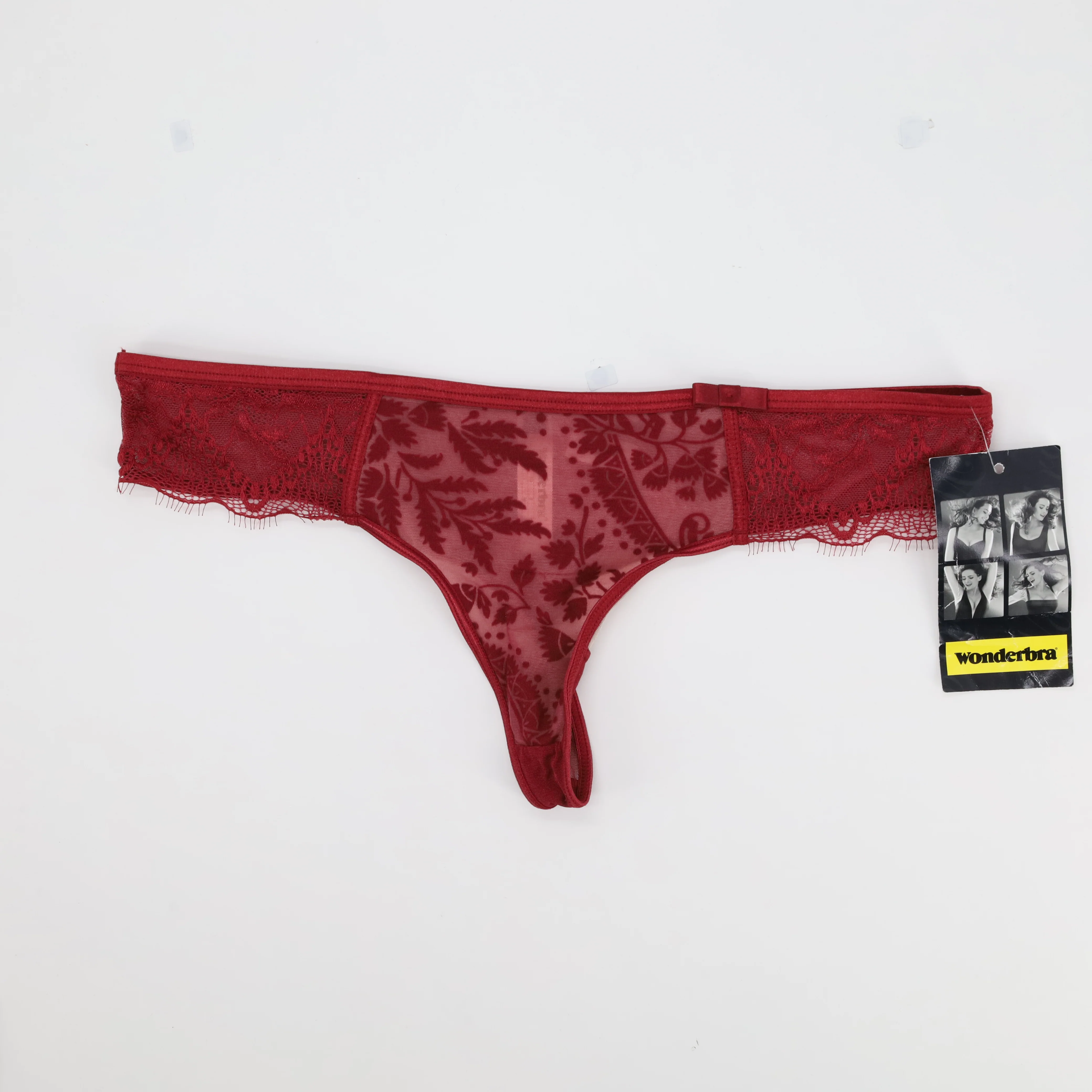 Tanga Wonderbra Rouge