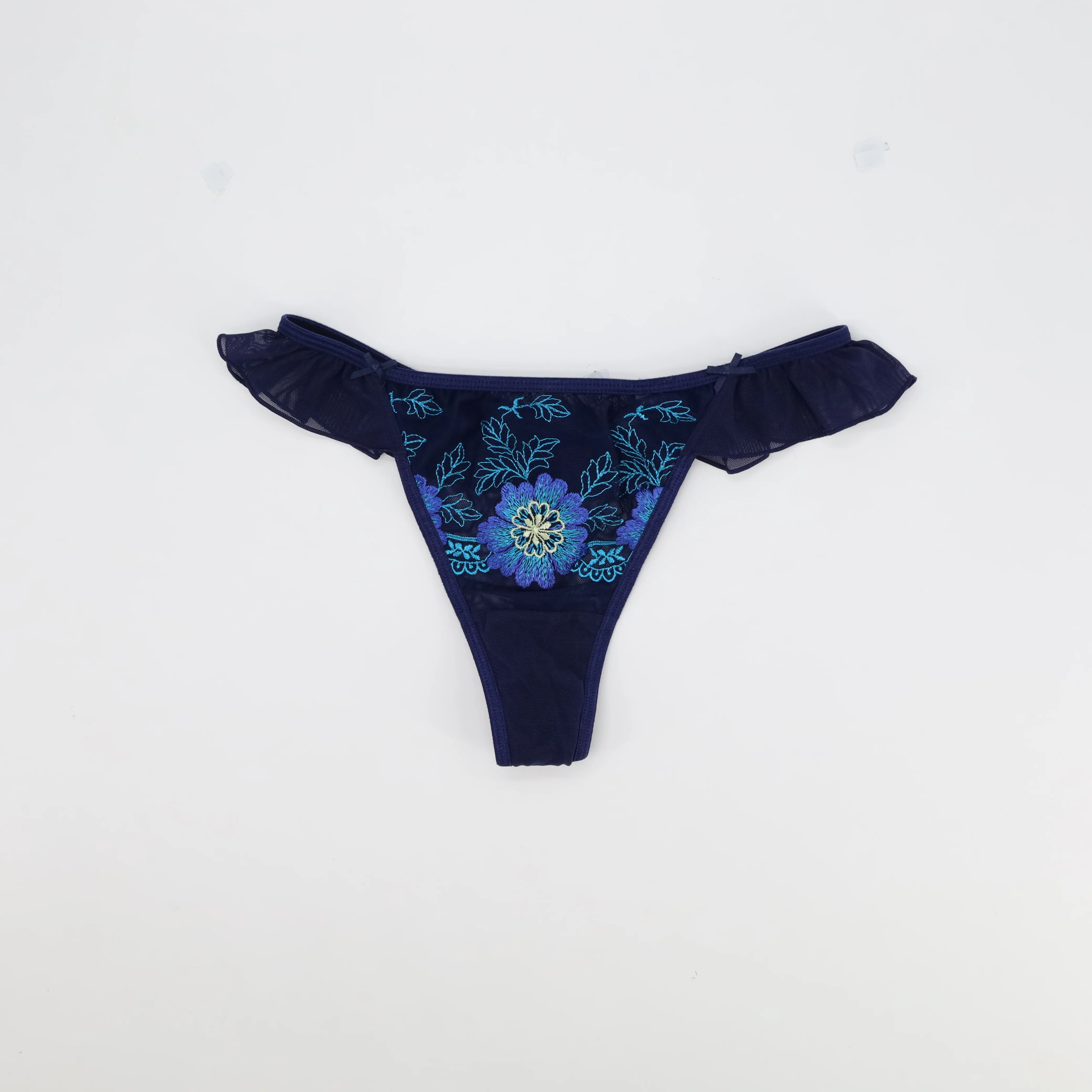 String Charlott' Bleu