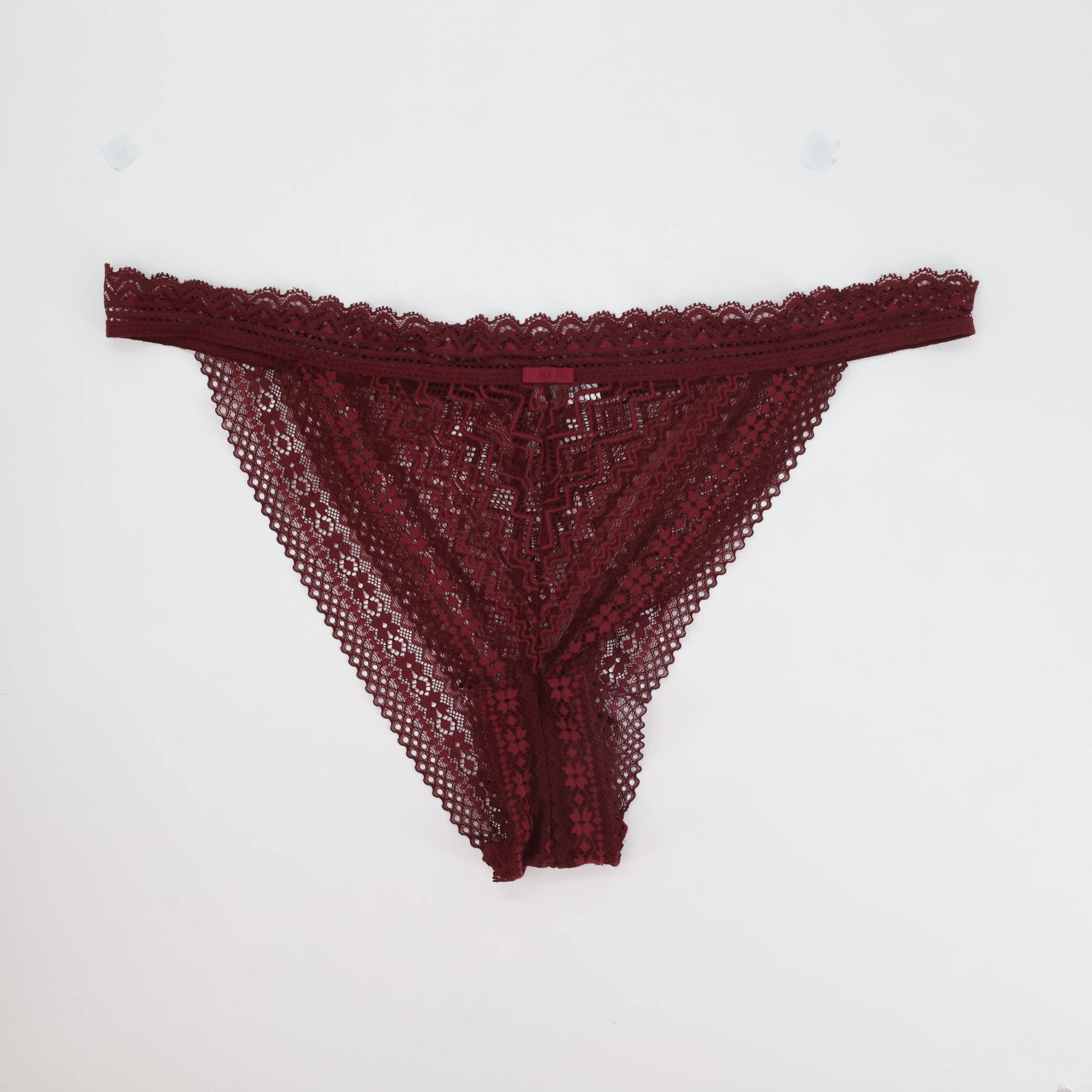 Tanga Rouge
